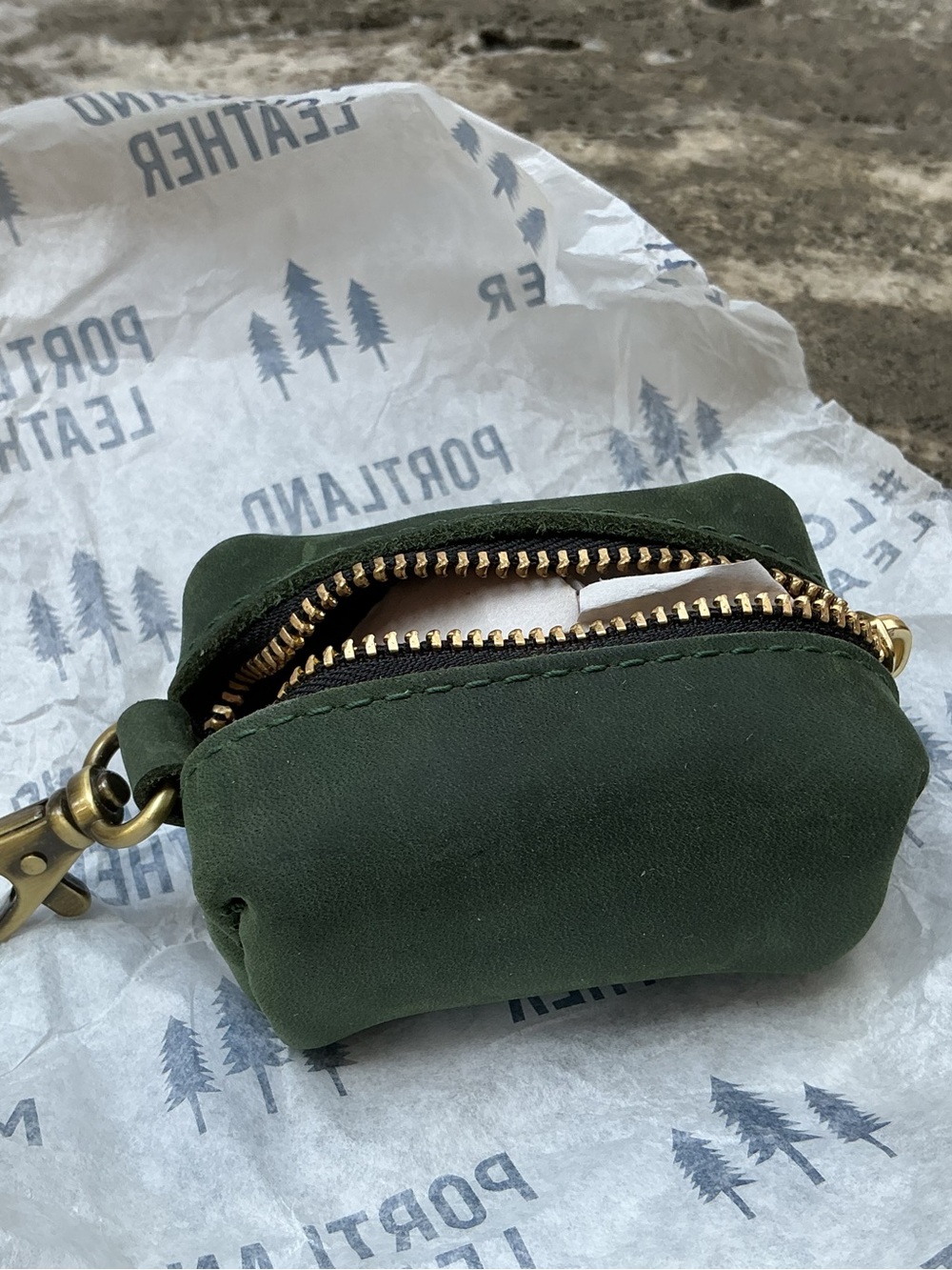 Portland Leather Dopp Keychain - Picture 3 of 4